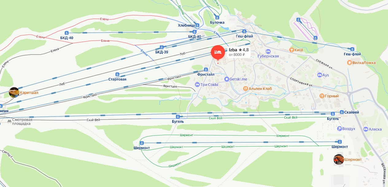 Гостевой дом IZBA расположен на склоне горы Зеленая